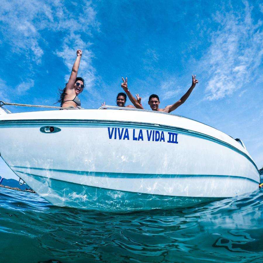 Viva La Vida Hotel Vila do Abraao Exterior photo
