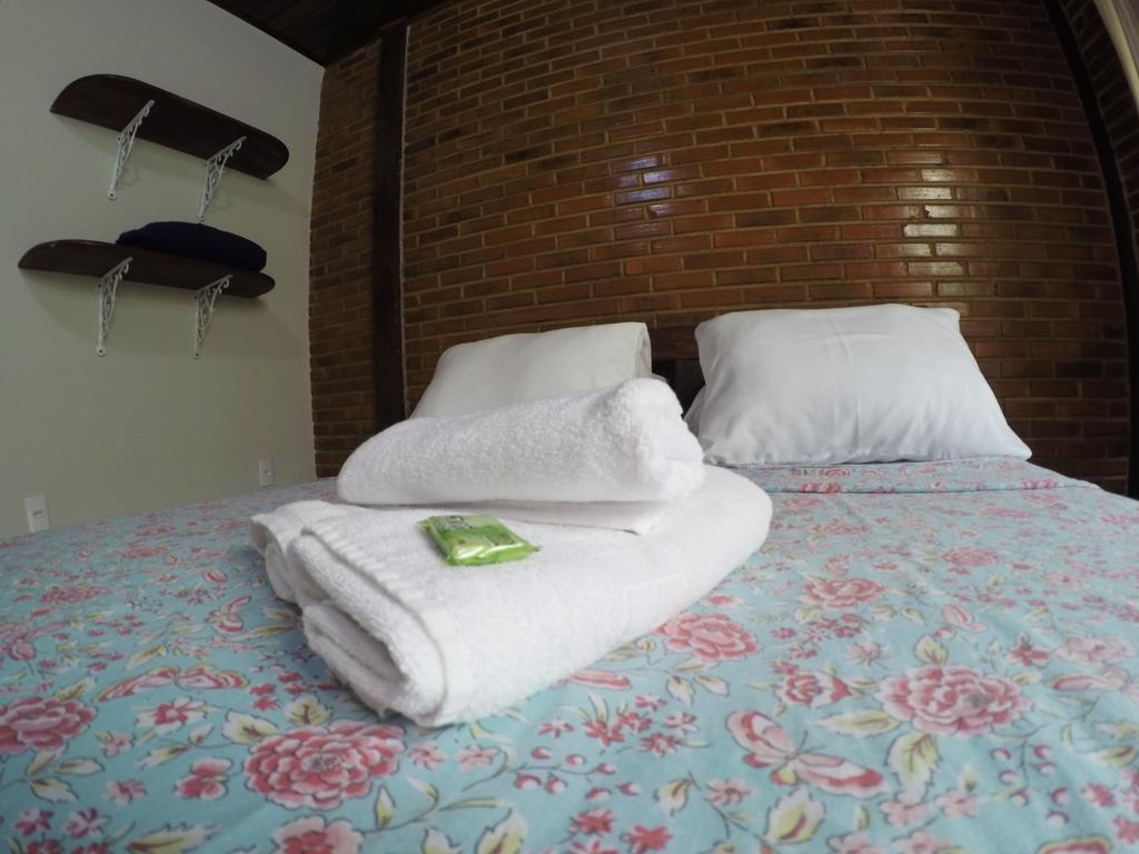 Viva La Vida Hotel Vila do Abraao Exterior photo